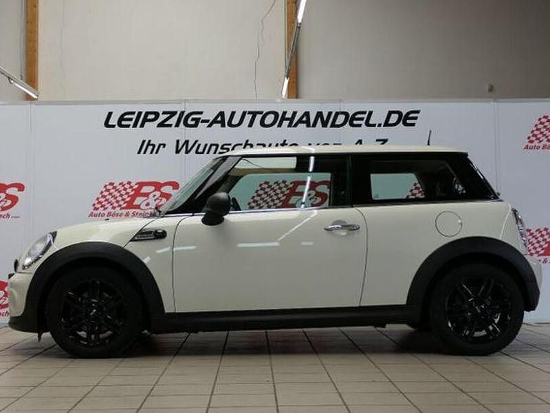 Gebraucht Mini ONE 75 PS (55 kW) 2013 Weiß Kleinwagen