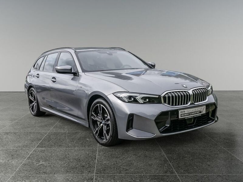 Grau Gebraucht 2024 BMW 330 Performance Limousine | 39.990 € (Superpreis) - Bild 1/4