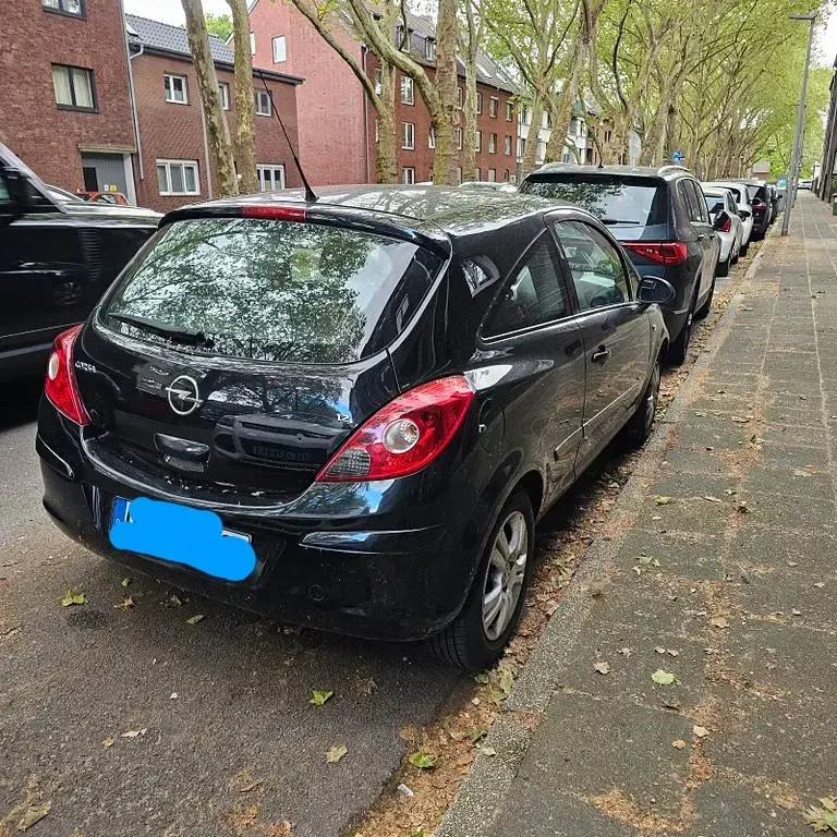 Używany Opel Corsa Edition 80 KM (58 kW) 2007 Czarny Hatchback