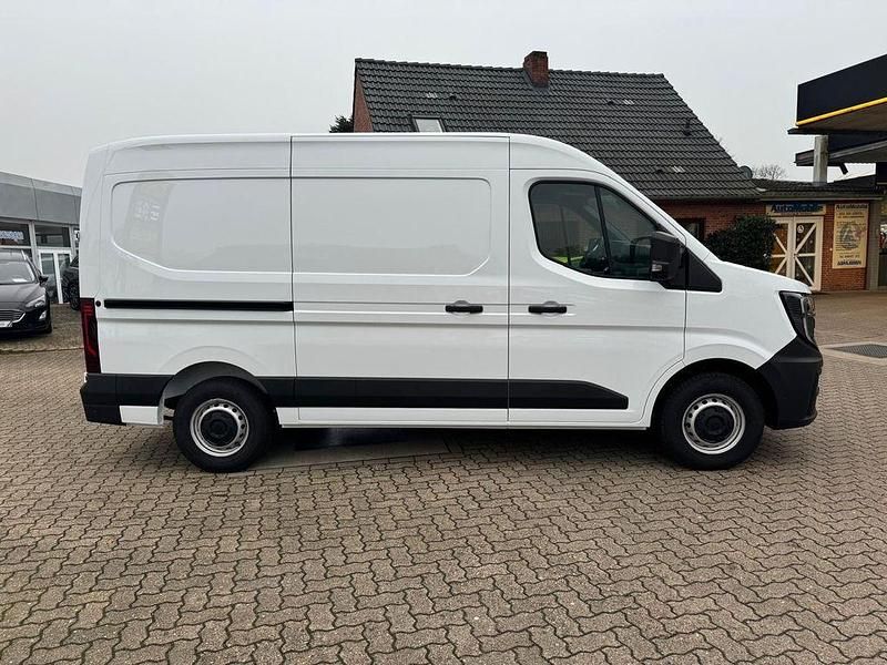 Neu Renault Master 131 PS (96 kW) 2025 Weiß Van / Kleinbus