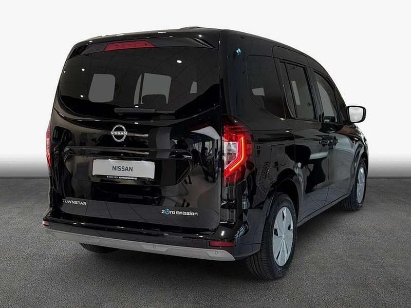 Gebraucht Nissan Townstar N-Connecta 89 kW (122 PS) 2024 Schwarz Van