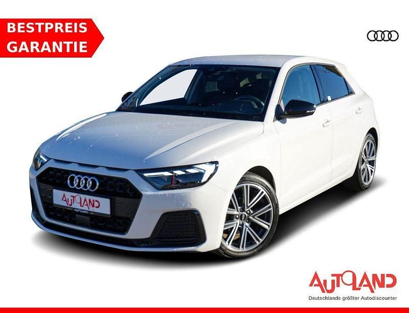 Weiß Gebraucht 2020 Audi A1 Sportback Advanced Kleinwagen | 22.950 € (Teuer) - Bild 1/4