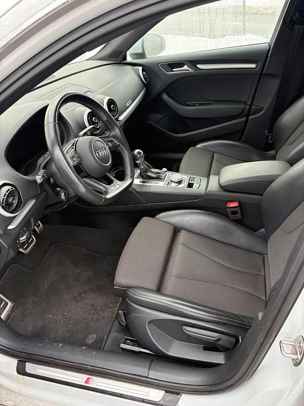 Gebraucht Audi A3 S-Line 150 PS (110 kW) 2019 Weiß Limousine