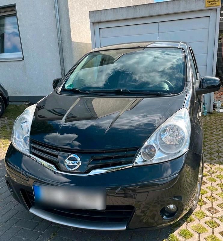 Gebraucht Nissan Note 90 PS (66 kW) 2013 Schwarz Kleinwagen