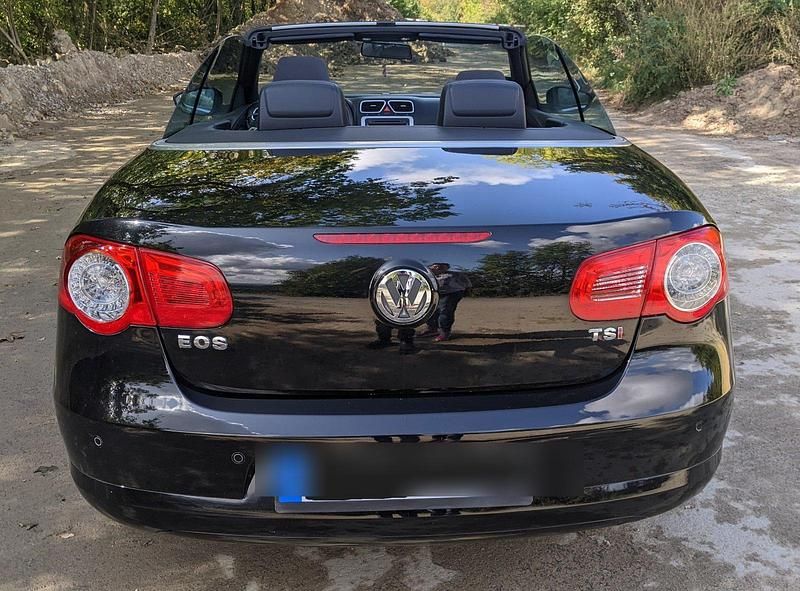 Gebraucht VW Eos 122 PS (89 kW) 2010 Schwarz Cabrio