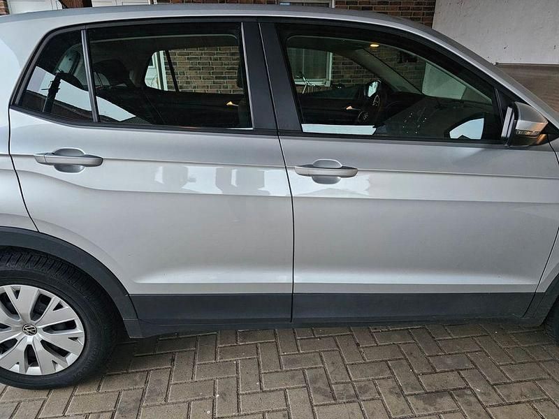 Gebraucht VW T-Cross 95 PS (69 kW) 2022 Silber SUV
