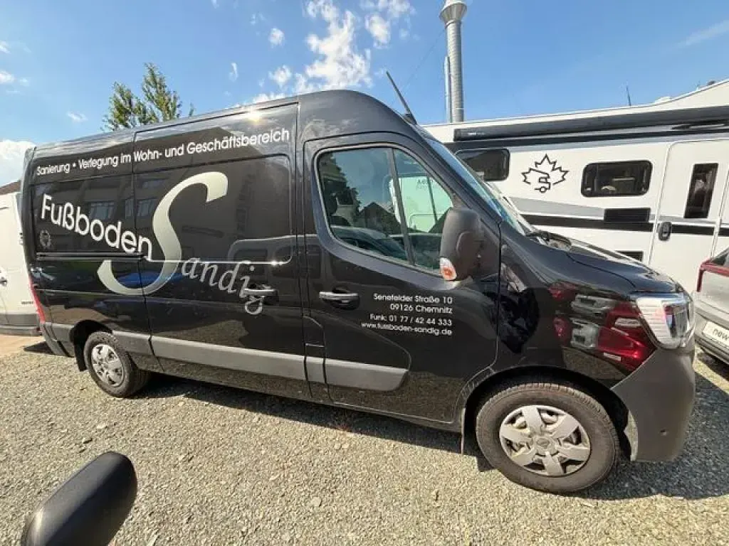 Gebraucht Renault Master 150 PS (110 kW) 2024 Schwarz Van / Kleinbus