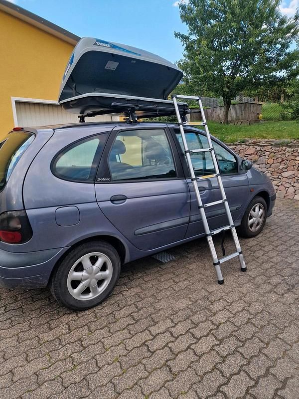 Second-hand Renault Scénic 107 CP (78 kW) 1999 Albastru Monovolum