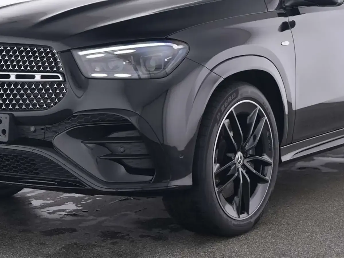 Gebraucht Mercedes GLE400 AMG 252 PS (185 kW) 2025 Schwarz SUV
