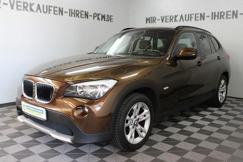 Braun Gebraucht 2010 BMW X1 Sport Line SUV | 6.800 € (Guter Preis) - Bild 1/4