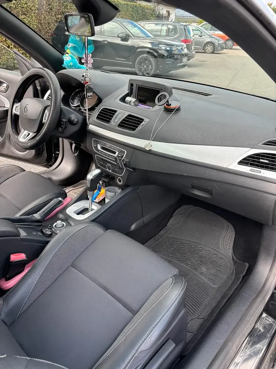 Gebraucht Renault Mégane Cabriolet 140 PS (102 kW) 2012 Schwarz Cabrio