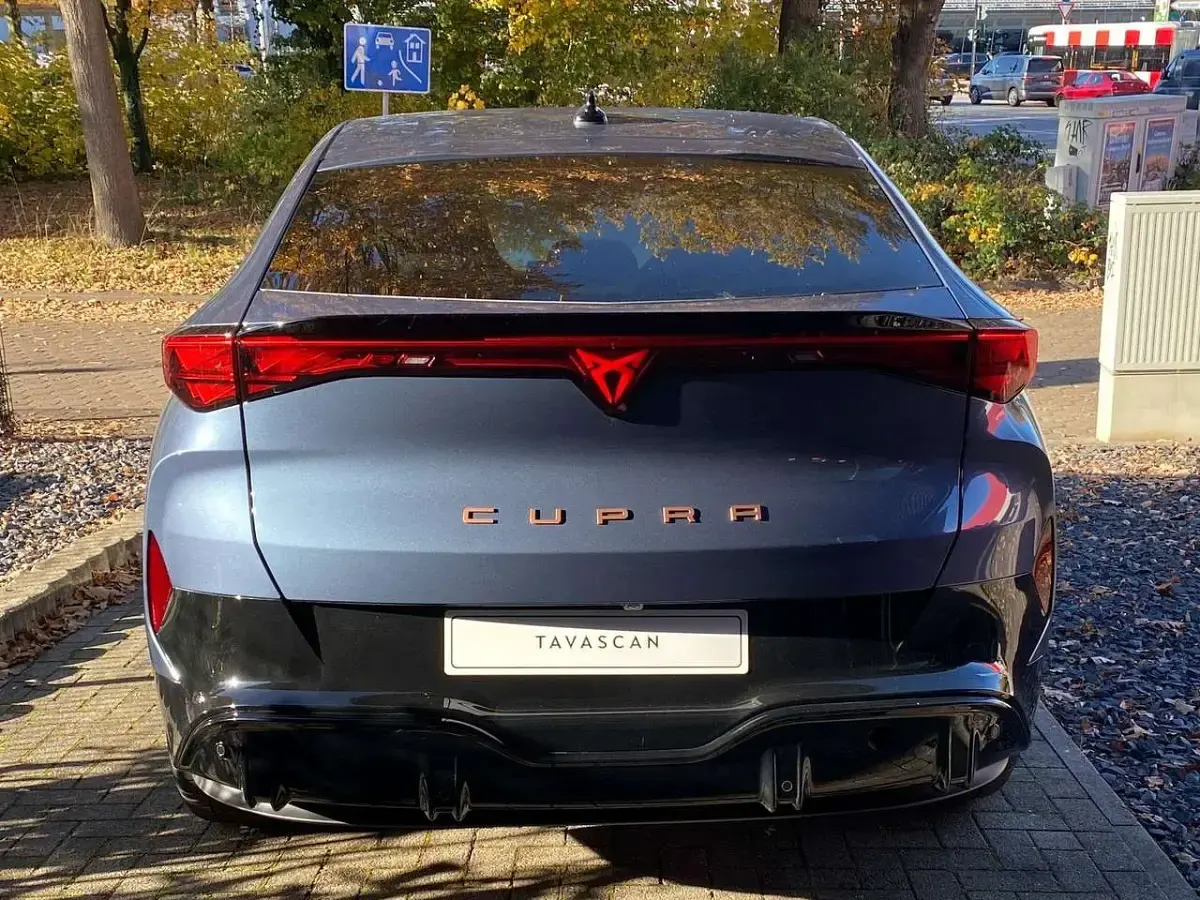 Gebraucht Cupra Tavascan Endurance 210 kW (286 PS) 2025 Tavascan blue metallic SUV