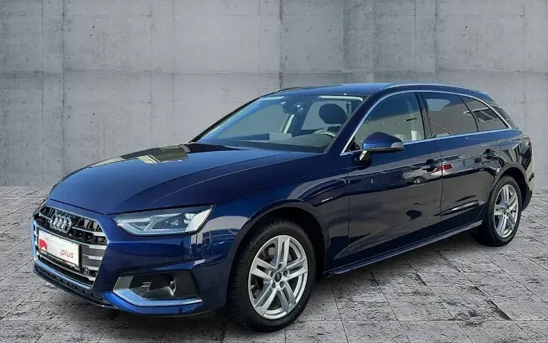 Second-hand Audi A4 Advanced 150 CP (110 kW) 2025 Albastru Break