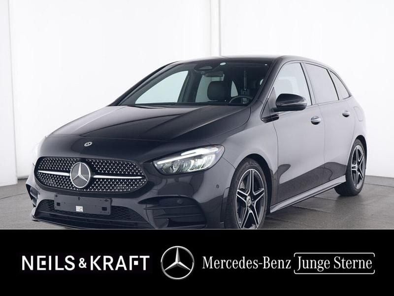 Kosmosschwarz Gebraucht 2024 Mercedes B220 Van / Kleinbus | 40.880 € (Etwas zu teuer) - Bild 1/4
