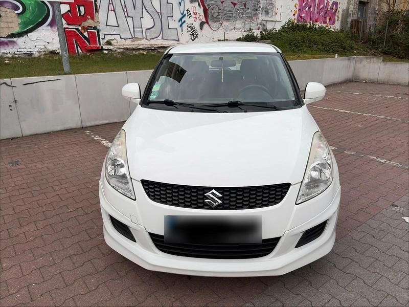 Second-hand Suzuki Swift 94 CP (69 kW) 2013 Alb Hatchback