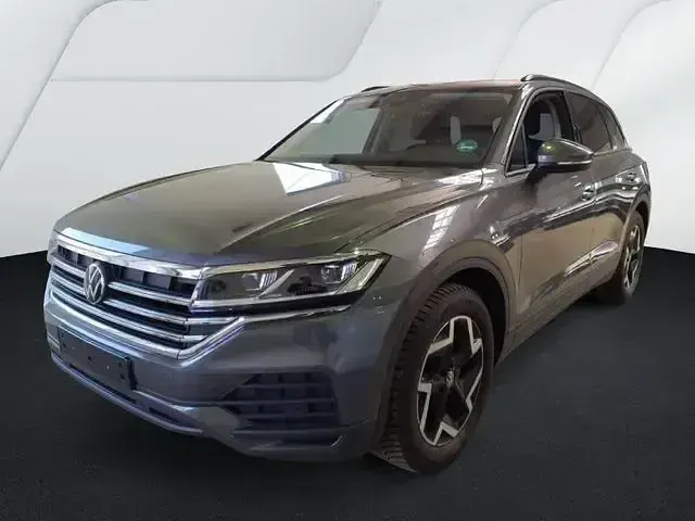 Gebraucht VW Touareg 231 PS (169 kW) 2025 Siliziumgrau metallic SUV