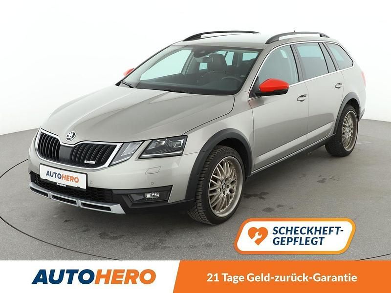 Beige Gebraucht 2017 Skoda Octavia Scout 4x4 Kombi | 17.940 € (Guter Preis) - Bild 1/3