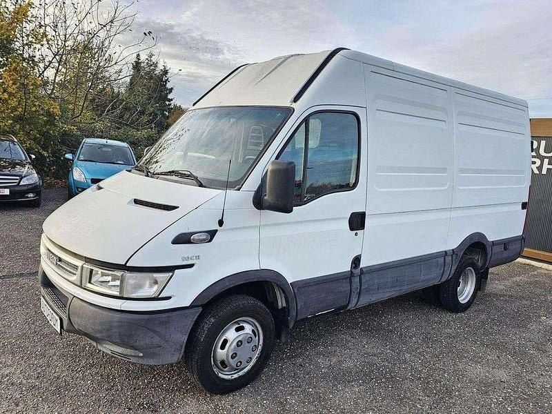 Gebraucht Iveco Daily 106 PS (77 kW) 2006 Weiß Van