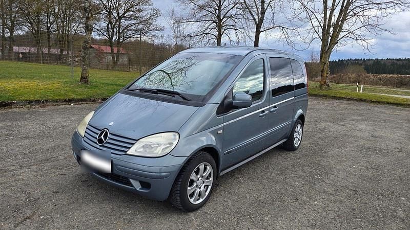 Gebraucht Mercedes Vaneo 125 PS (91 kW) 2004 Grau Van / Kleinbus