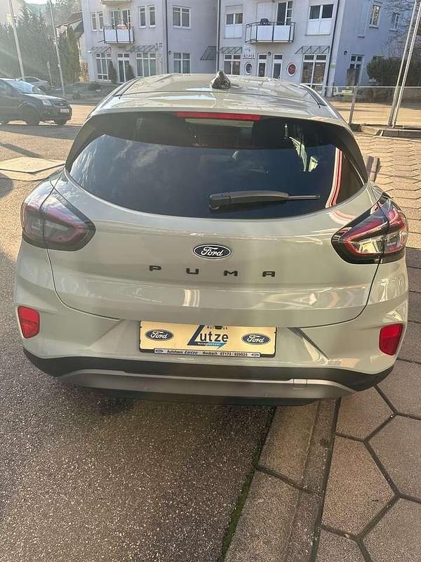 Gebraucht Ford Puma Titanium 125 PS (91 kW) 2025 Cactus gray SUV