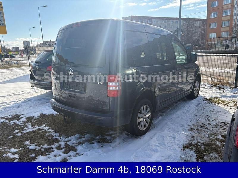 Gebraucht VW Caddy Comfortline 102 PS (75 kW) 2011 Blau Van / Kleinbus