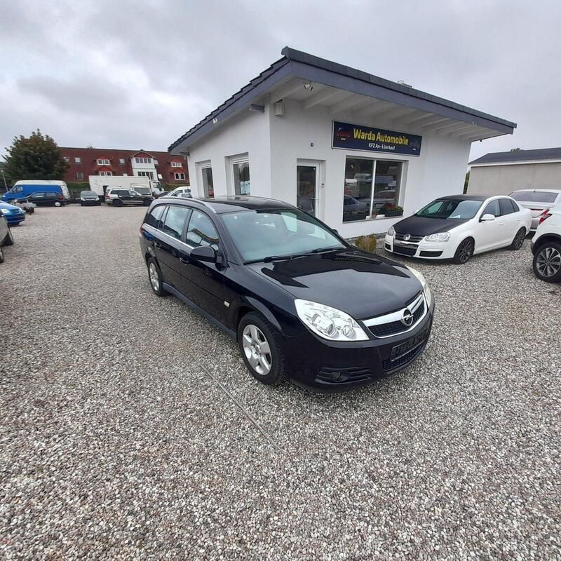 Schwarz Gebraucht 2005 Opel Vectra Kombi | 890 € (Guter Preis) - Bild 1/4