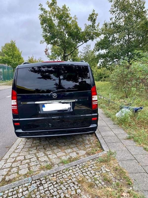 Gebraucht Mercedes Viano 228 PS (167 kW) 2014 Schwarz Van / Kleinbus