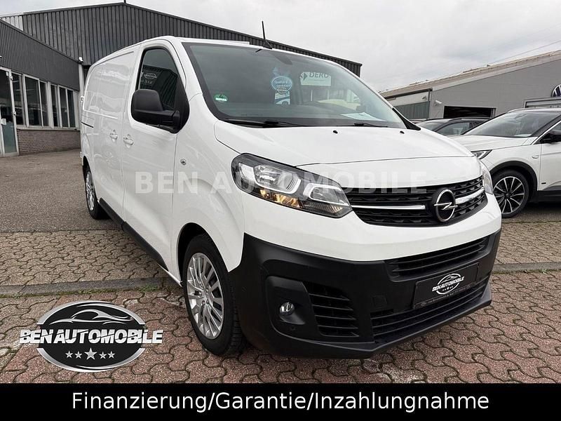 Weiß Gebraucht 2022 Opel Vivaro Edition Van / Kleinbus | 14.280 € (Superpreis) - Bild 1/4