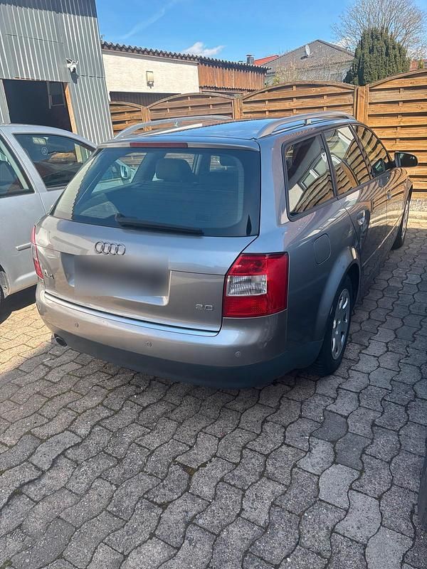 Gebraucht Audi A4 131 PS (96 kW) 2003 Grau Kombi