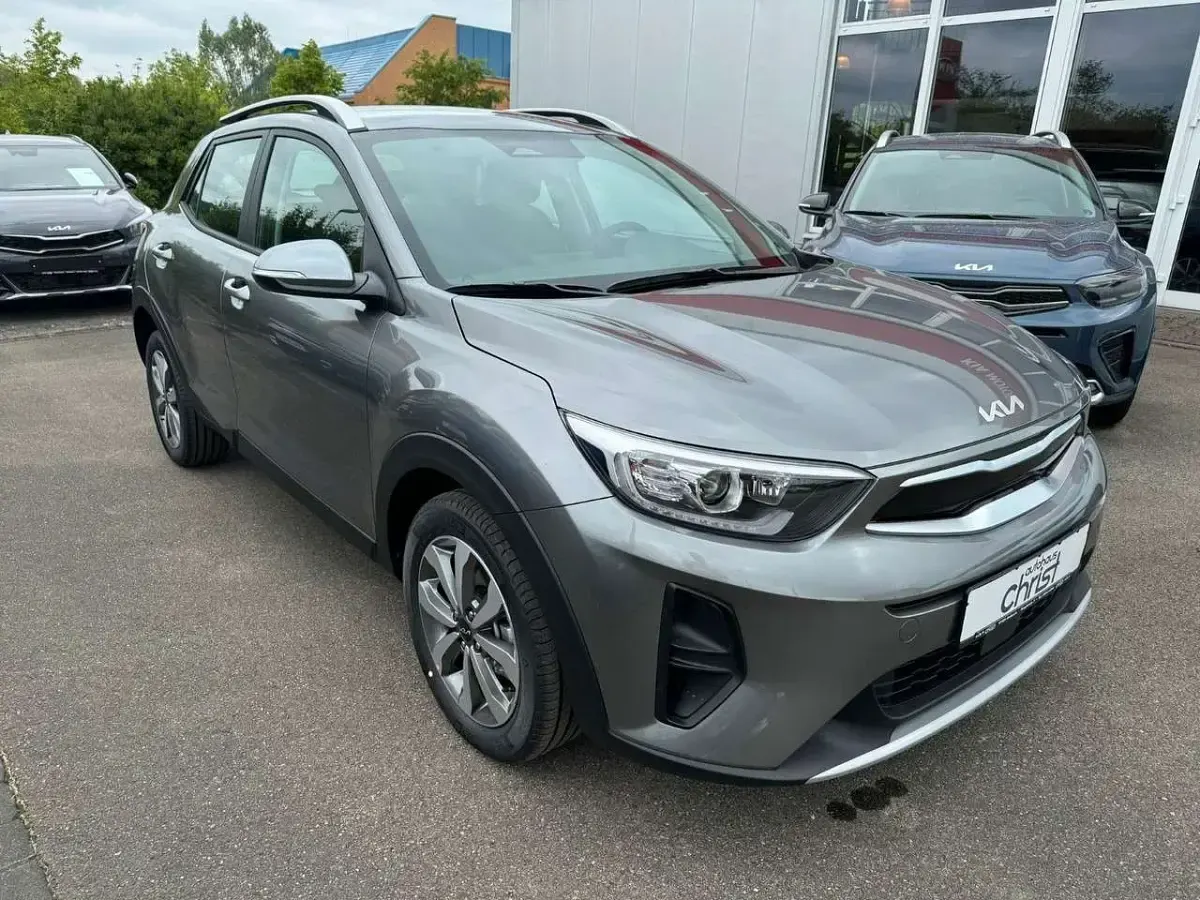 Neu Kia Stonic Vision 101 PS (74 kW) 2026 Grau SUV