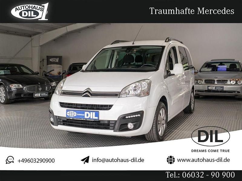 Gebraucht Citroën Berlingo Shine 110 PS (80 kW) 2017 Lack weiss banquise/deckende l Van / Kleinbus