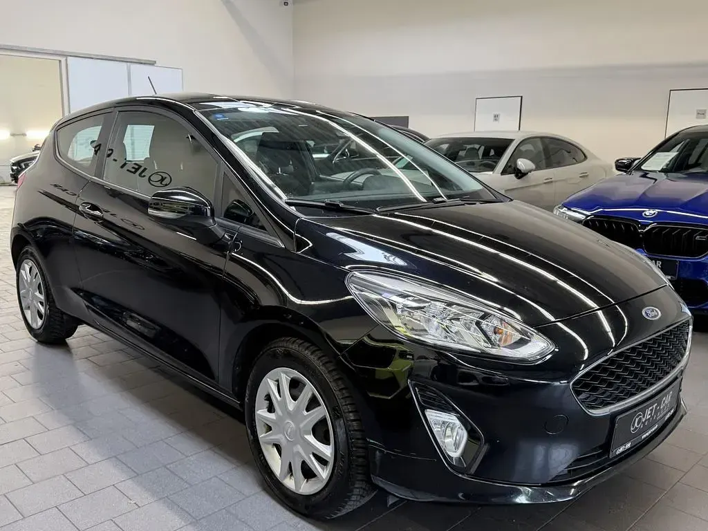 Gebraucht Ford Fiesta Cool & Connect 71 PS (52 kW) 2019 Schwarz Kleinwagen