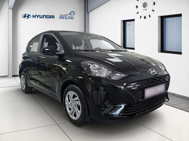 Gebraucht Hyundai i10 Select 63 PS (46 kW) 2025 Phantom black / met Kleinwagen