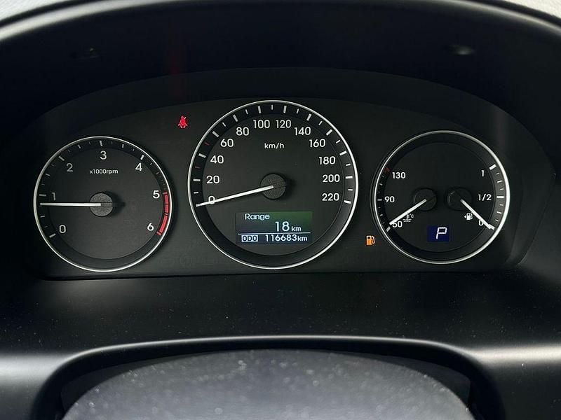 Gebraucht Hyundai H-1 170 PS (125 kW) 2017 Braun Van / Kleinbus