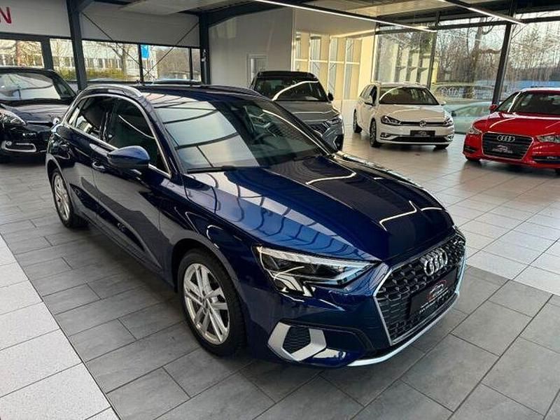 Gebraucht Audi A3 e-tron Ambiente 150 PS (110 kW) 2021 Andere Kleinwagen