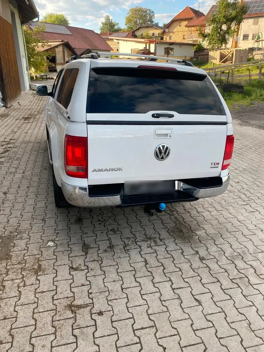 Gebraucht VW Amarok 178 PS (130 kW) 2011 Weiß Pickup