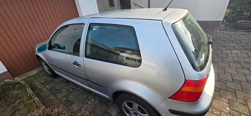 Gebraucht VW Golf IV 75 PS (55 kW) 2002 Grau Kleinwagen