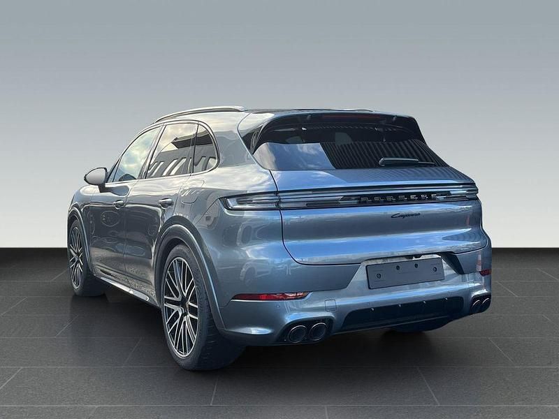 Neu Porsche Cayenne Black Edition 471 PS (346 kW) 2026 Grau SUV