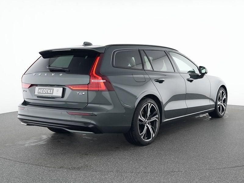 Gebraucht Volvo V60 Plus 349 PS (256 kW) 2025 Forest lake Kombi