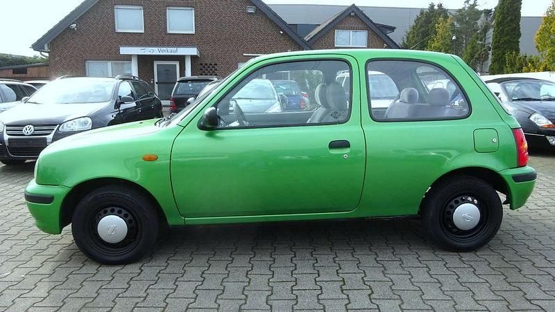 Gebraucht Nissan Micra 54 PS (39 kW) 1998 Gruen (metallic) Kleinwagen