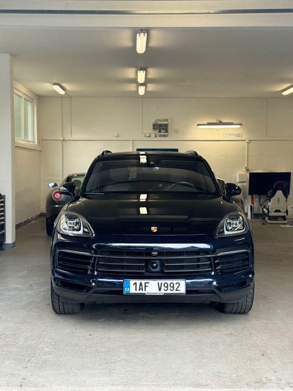 Blau Gebraucht 2021 Porsche Cayenne SUV | 67.999 € (Superpreis) - Bild 1/4