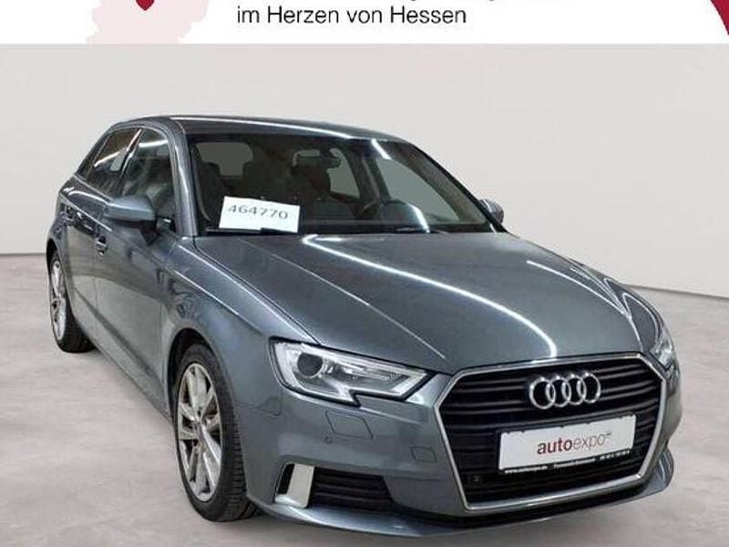 Gebraucht Audi A3 Sport 150 PS (110 kW) 2020 Monsungrau metallic Kombi