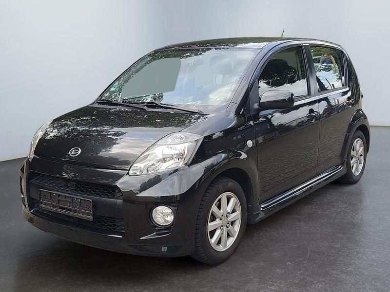 Schwarz Gebraucht 2007 Daihatsu Sirion Kleinwagen | 3.990 € (Fairer Preis) - Bild 1/4
