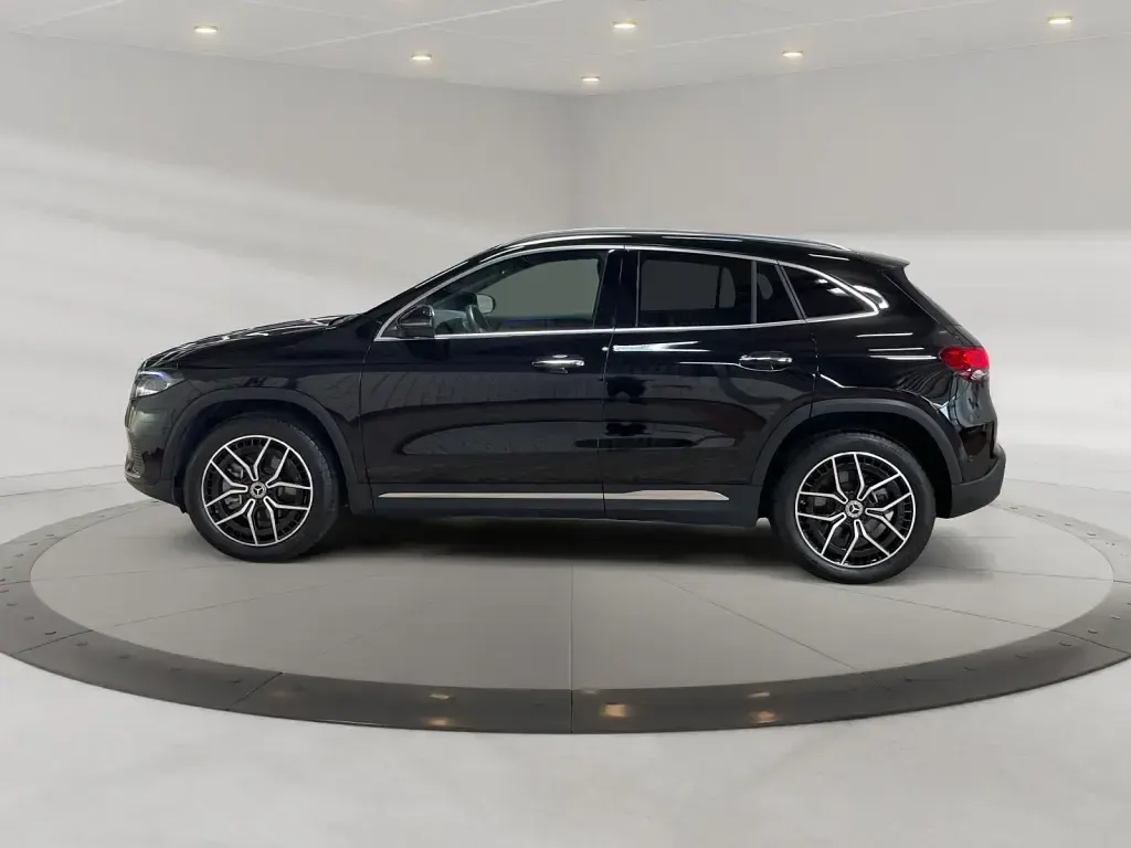 Gebraucht Mercedes EQA300 Progressive 167 kW (228 PS) 2023 Nachtschwarz uni SUV