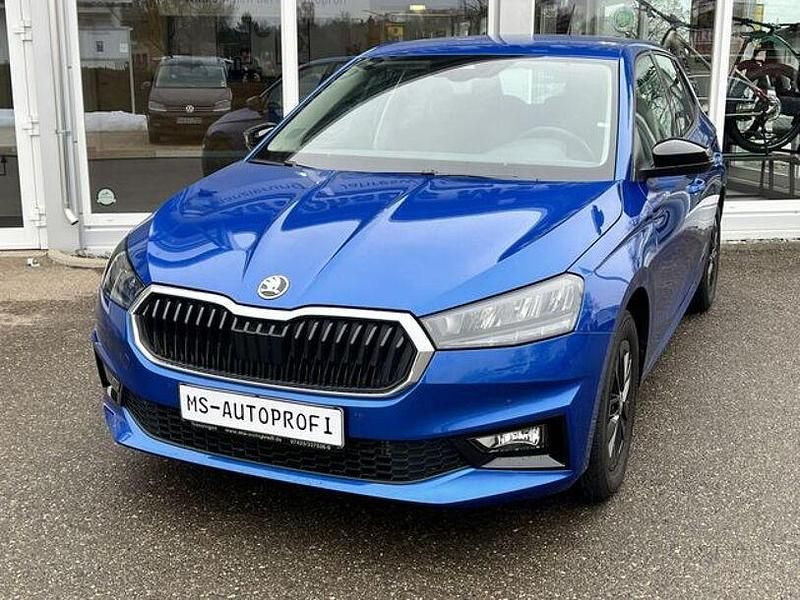 Gebraucht Skoda Fabia Selection 95 PS (69 kW) 2025 Blau Limousine