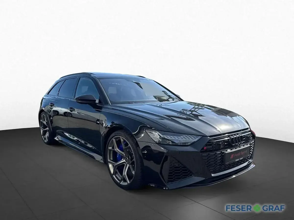 Gebraucht Audi RS6 Premium 600 PS (441 kW) 2024 Mythosschwarz metallic Kombi