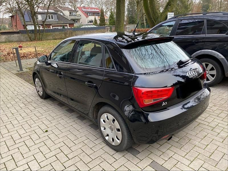 Gebraucht Audi A1 Sportback Sport 86 PS (63 kW) 2015 Schwarz Kleinwagen