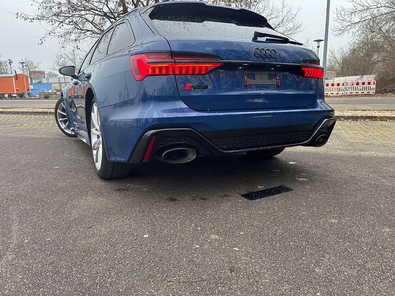 Gebraucht Audi RS6 Performance 630 PS (463 kW) 2024 Blau Kombi