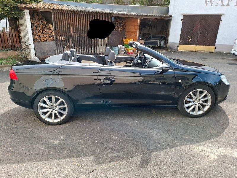 Gebraucht VW Eos Individual 160 PS (117 kW) 2008 Schwarz Cabrio