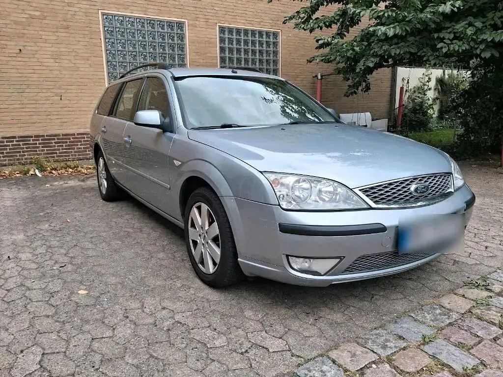 Gebraucht Ford Mondeo 130 PS (95 kW) 2007 Silber Kombi